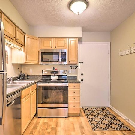 Hilton Head Condo - Walk To Folly Field Beach! Хилтън Хед Айлънд Екстериор снимка