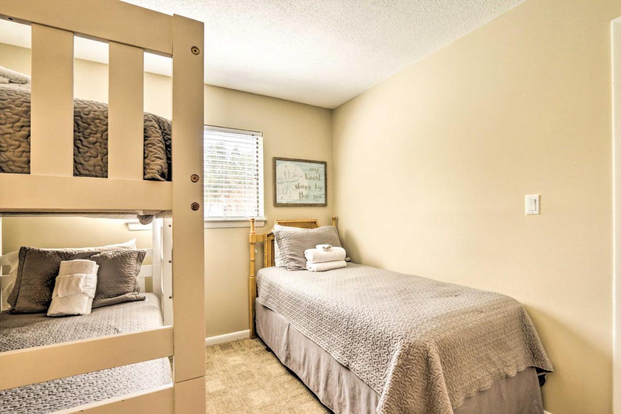 Hilton Head Condo - Walk To Folly Field Beach! Хилтън Хед Айлънд Екстериор снимка